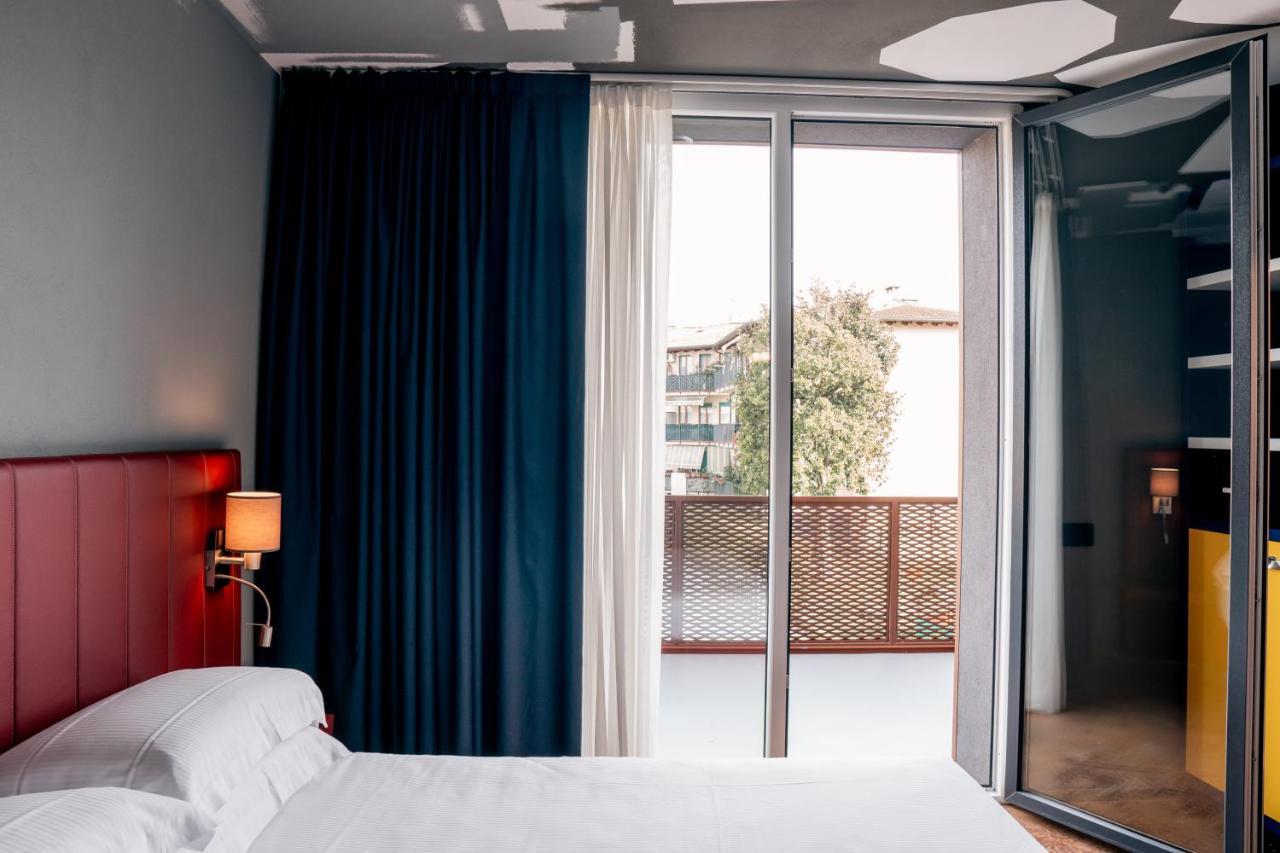 K Modern Hotel Peschiera del Garda Exteriér fotografie