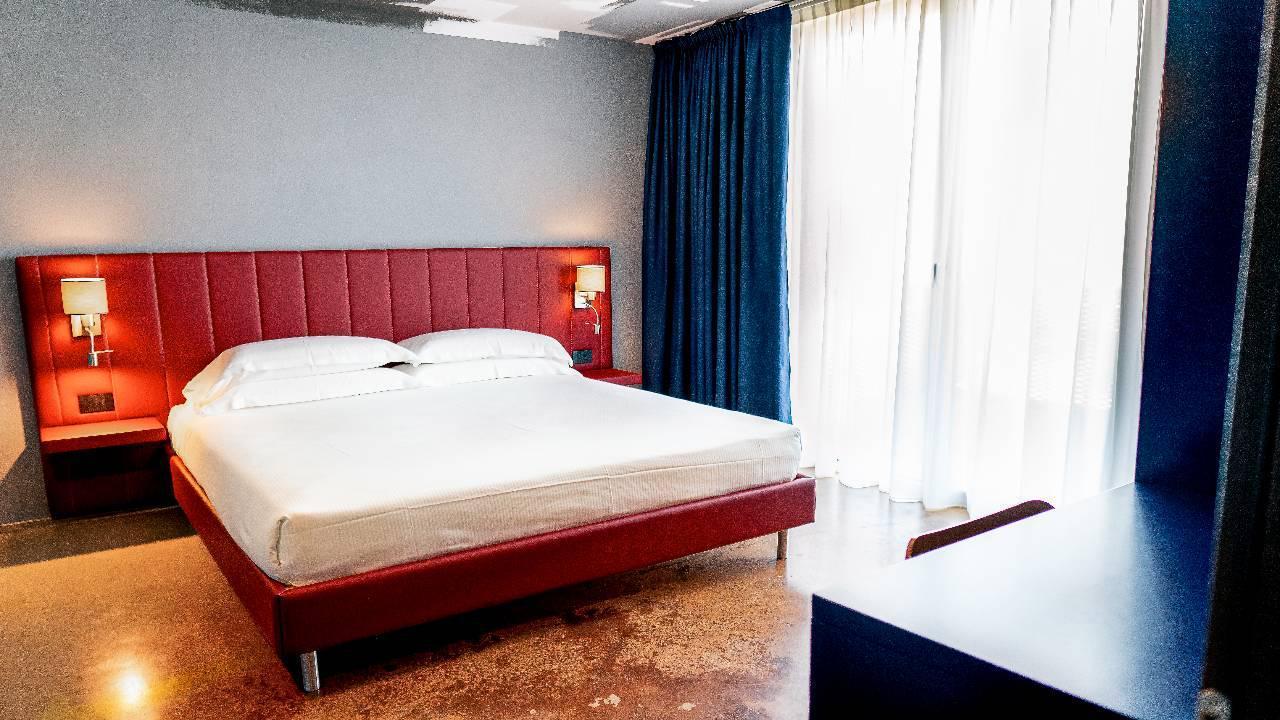 K Modern Hotel Peschiera del Garda Exteriér fotografie